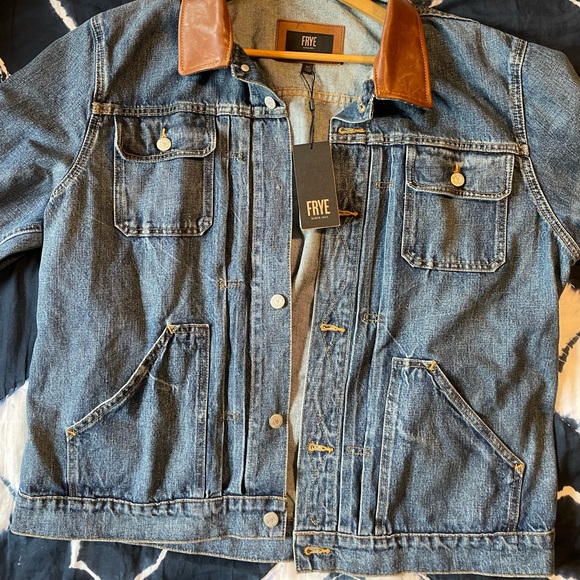 NWT Authentic Frye Jean jacket with leather collar - Picture 2 of 7